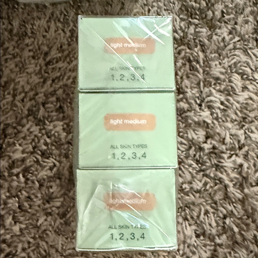 Clinique Light Medium Concealer